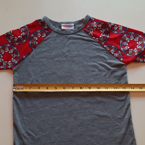 Lularoe Disney 6 Donald Duck Sloan t-shirt - Picture 7 of 7